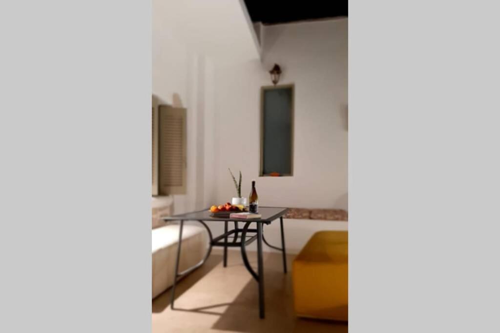 Sonia'S Luxury Apartment With Jacuzzi Kamilari Exterior photo