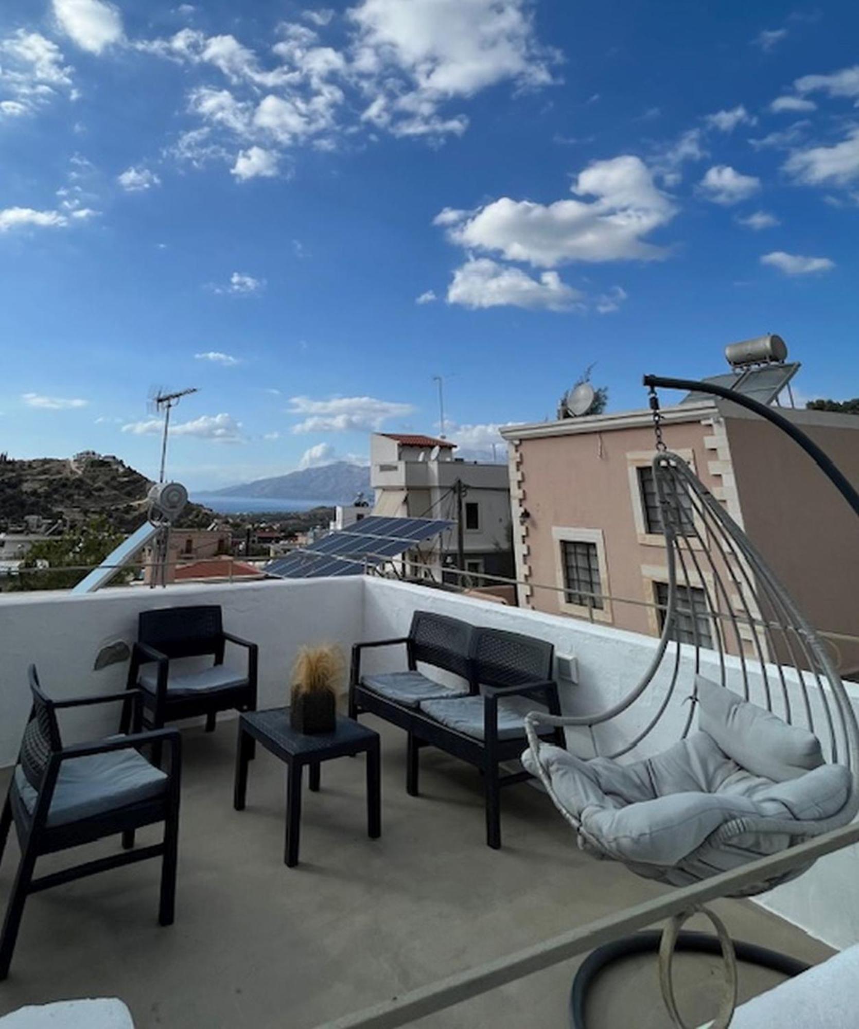 Sonia'S Luxury Apartment With Jacuzzi Kamilari Exterior photo